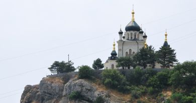 Экскурсии в Форосскую церковь из Береговое (бывший Кастрополь) 2024